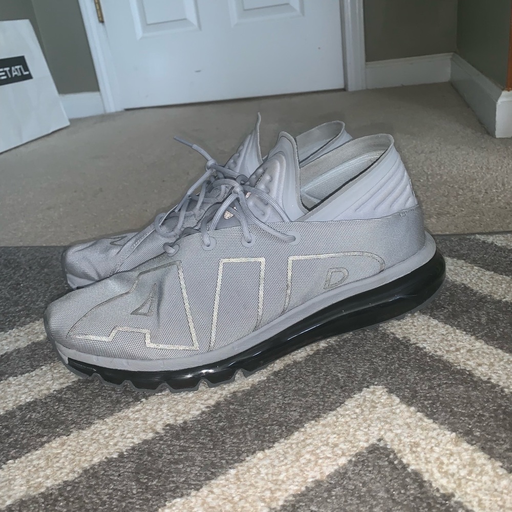 Nike air runners